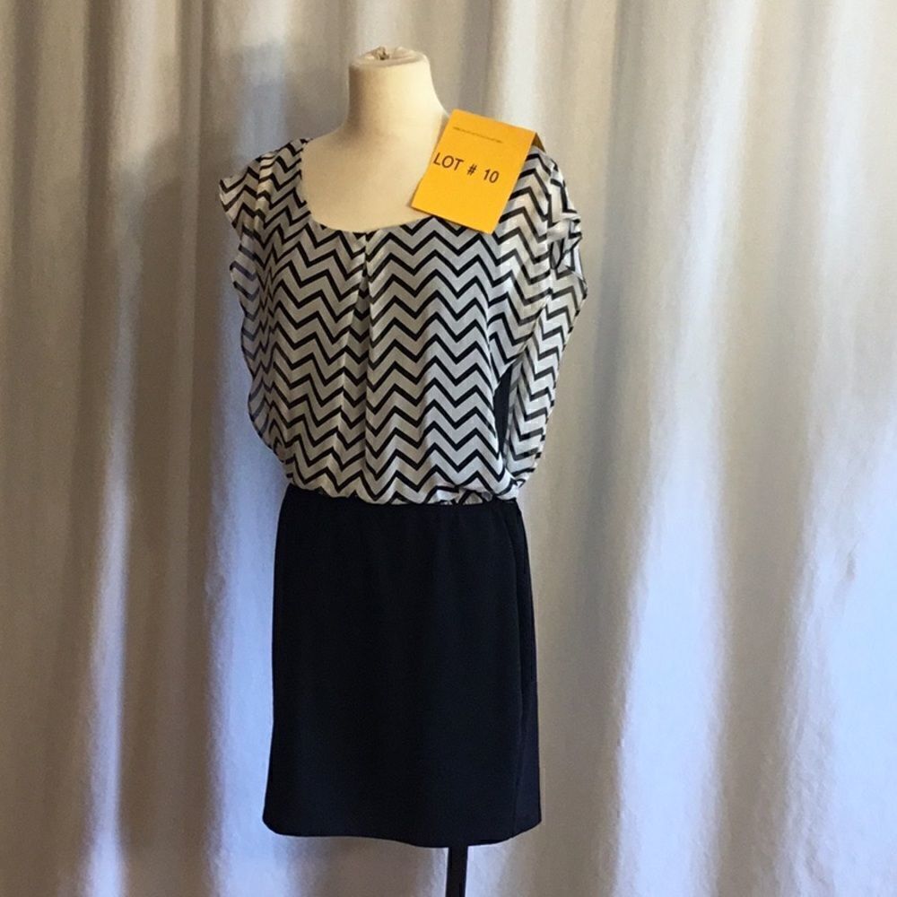CANDIES chevron sheer top dress in size large